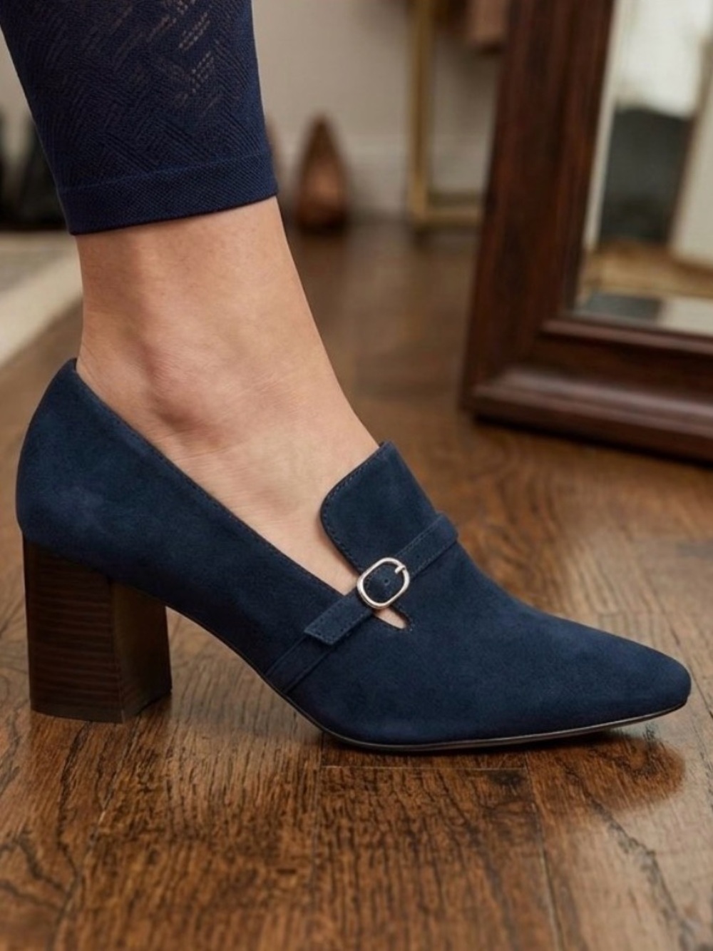 Bella Vita Ashton pump combines timeless sophistication